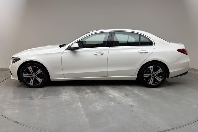 Bild 2 av Mercedes-Benz C 200 Sedan W206 (204hk) Avantgarde GPS Drag