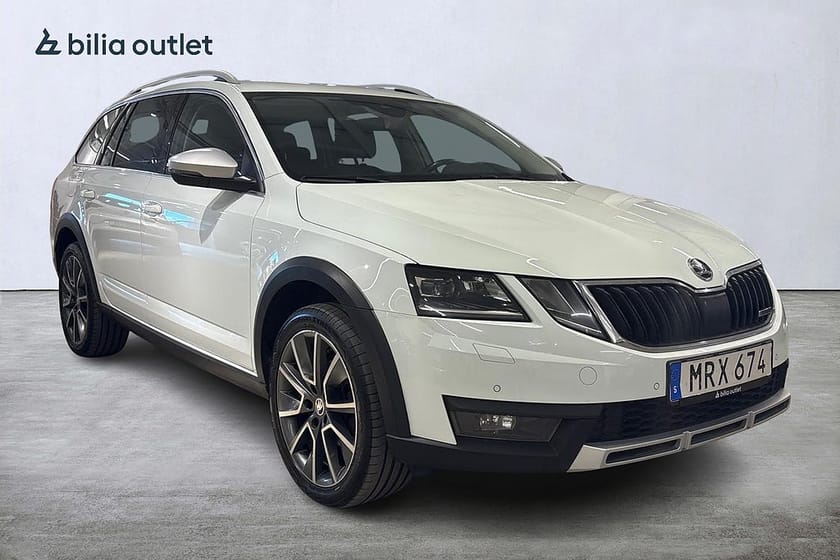 Bild 4 av Škoda Octavia Scout Skoda 2.0 TDI 4x4 Premium / Värmare / Drag / B-Kam / Navi