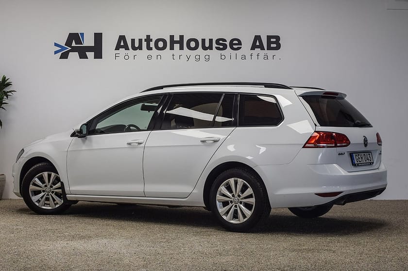 Bild 2 av Volkswagen Golf Sportscombi 1.2 TSI 110HK CarPlay Radarfart Garanti
