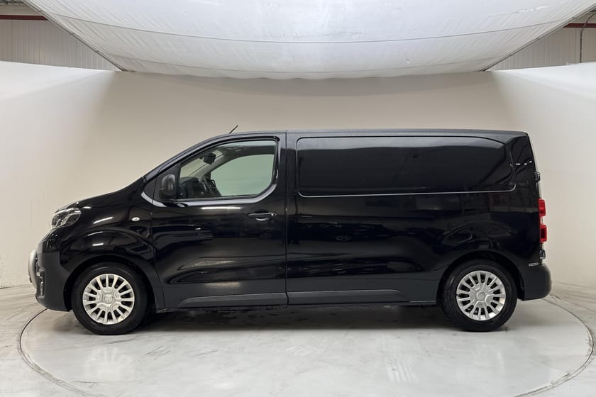 Bild 2 av Toyota Proace 2.0D (177hk)