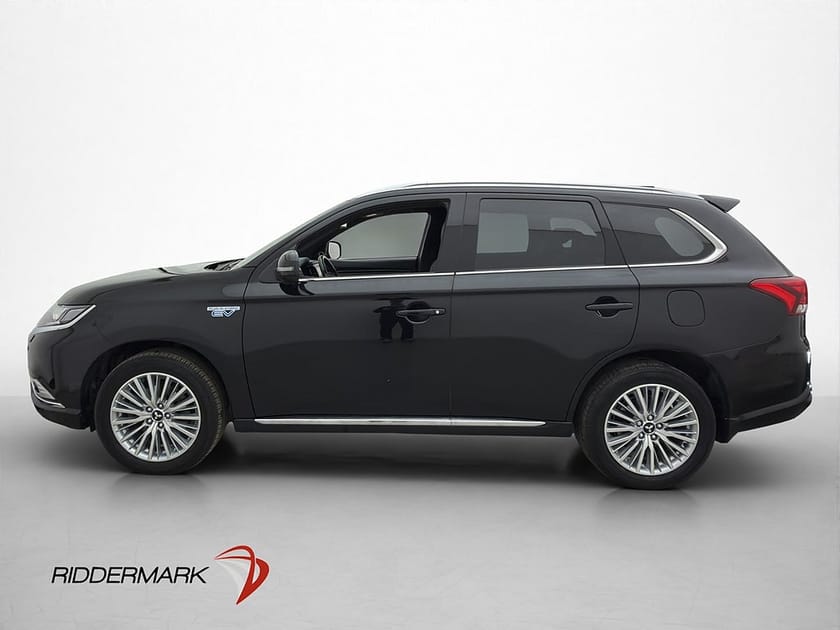 Bild 3 av Mitsubishi Outlander PHEV 4WD Business X 360° Skinn MOMS