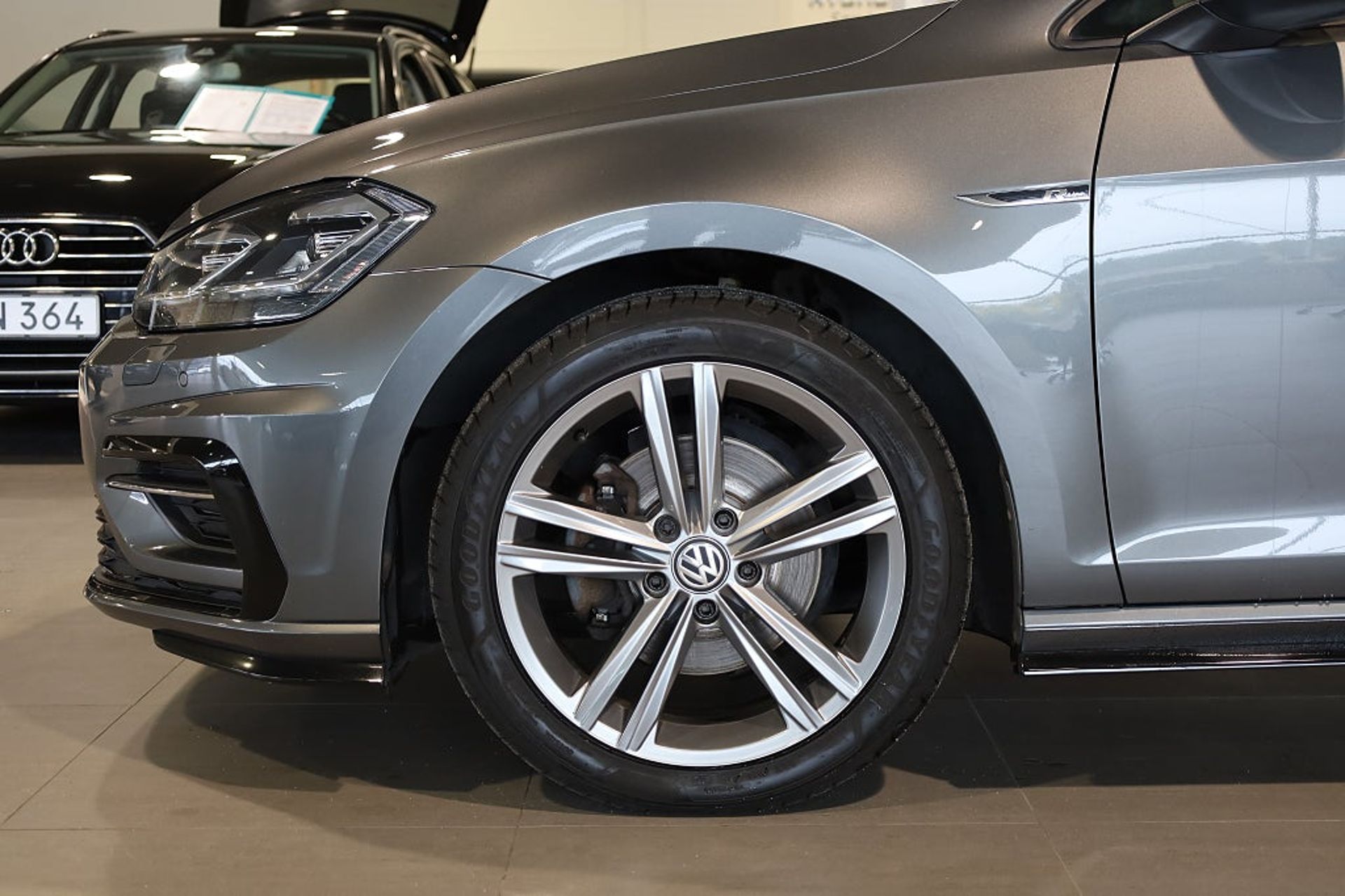 Volkswagen Golf 2019, kuva 7/10