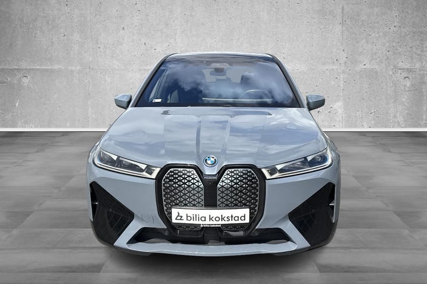 Bilde 5 av BMW iX xDrive40 FullyCharged/Harman Kardon/Panorama/ACC/R.Kamera/22+21