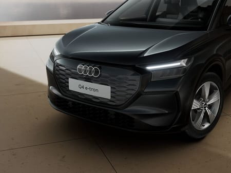 Audi Q4 e-tron SUV  PERFORMANCE 210 KW