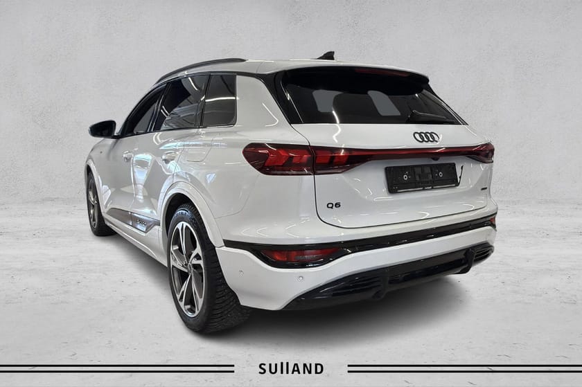 Bilde 3 av Audi Q6 e-tron quattro tech pro