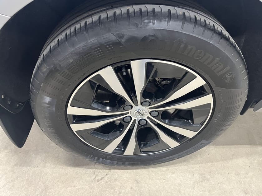 Bild 2 av Volvo XC60 B4 AWD Diesel Momentum Advanced