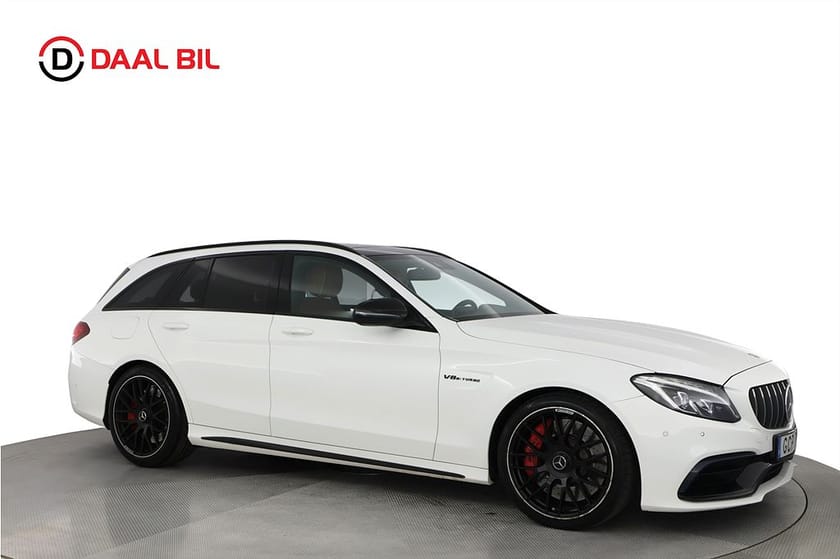 Bild 4 av Mercedes-Benz AMG C 63 S T SPEEDSHIFT MCT 510HK DESIGNO PANORAMA BURM® DRAG
