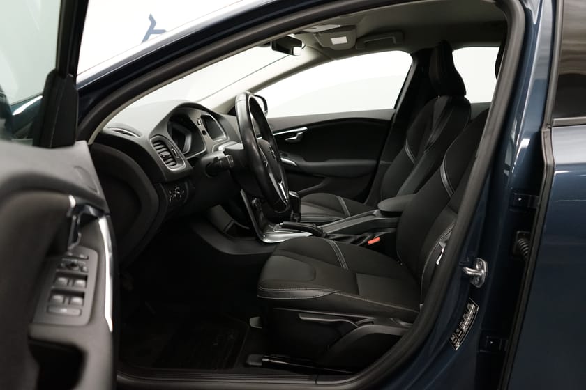 Bild 5 av Volvo V40 T3 Business Advanced, Parkeringskamera bak