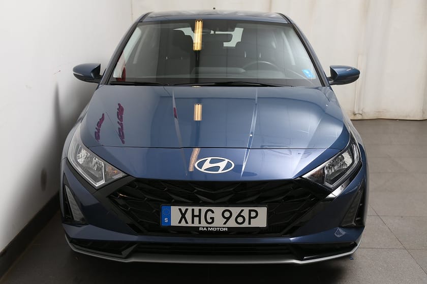 Bild 5 av Hyundai i20 1,0 T-GDi MHEV 100hk Essential Aut CarPlay Kamera