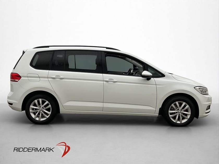 Bild 4 av Volkswagen Touran 7-seater 1.2 TSI 7-Sits Kamera Drag CarPlay Adaptiv
