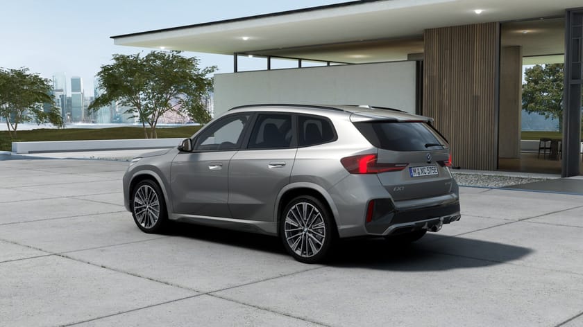 Bild 2 av BMW iX1 eDrive20 M Sport Edition Drag