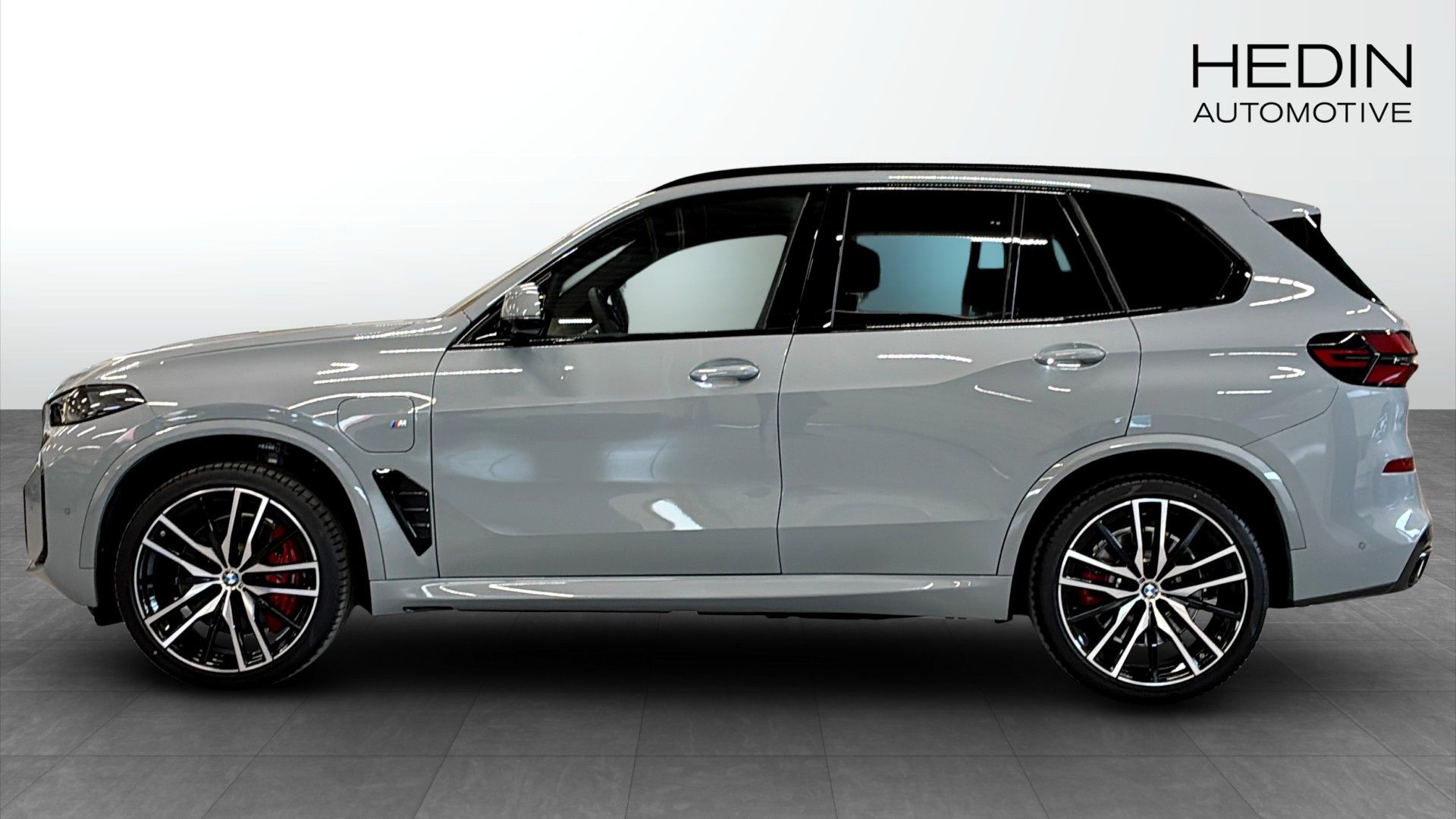 BMW X5 xDrive50e M-Sport PRO Pano 2025, photo 6/9
