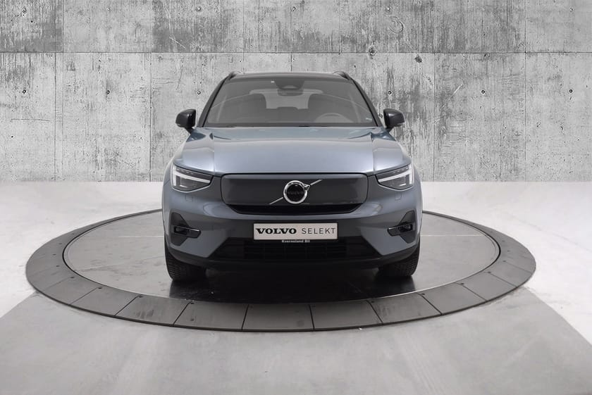 Bilde 2 av Volvo XC40 Recharge Twin 408 HK/Ultimate/20" S./P. Soltak/360 g.k./Hengerfeste