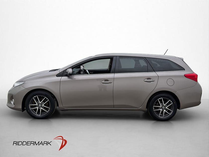Bild 4 av Toyota Auris Touring Sports 2.0 D Edition Feel Kamera Navi