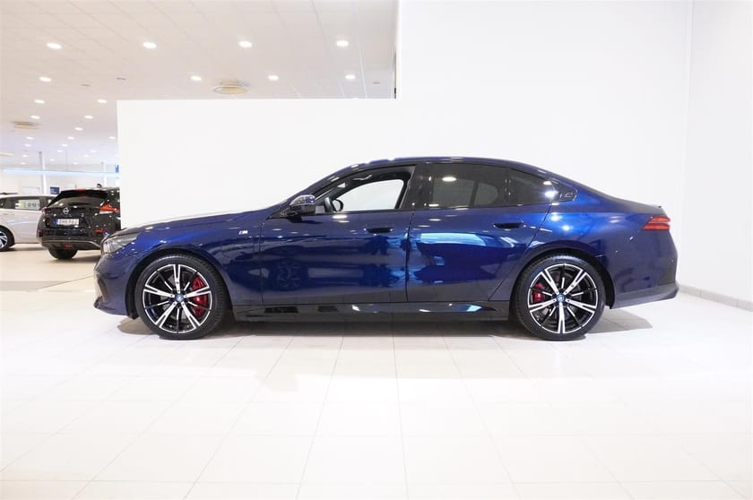 Bild 4 av BMW 550e xDrive Sedan