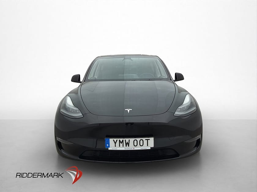 Bild 3 av Tesla Model Y Long Range AWD Autopilot Pano Dragkrok MOMS