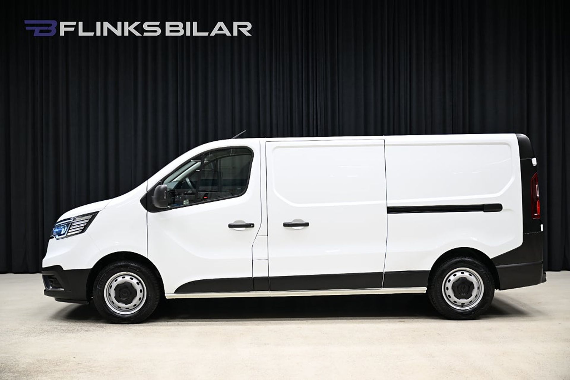 Renault Trafic 150HK L2 Automat 2023, kuva 3/10