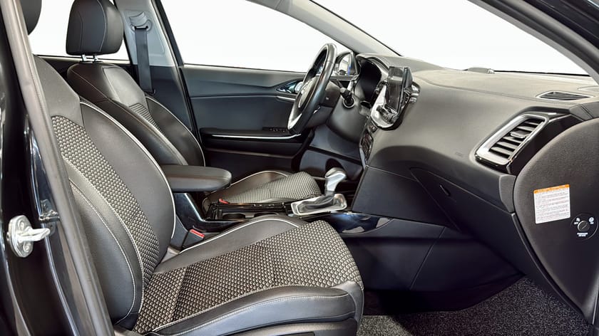 Bild 3 av Kia XCeed Plug-in Hybrid Advance Plus 141hk Backkamera Navi