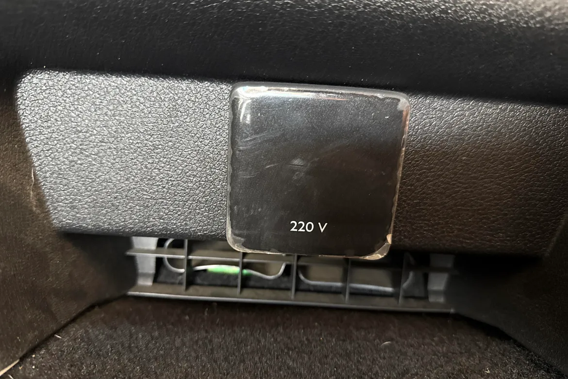 picture of a car