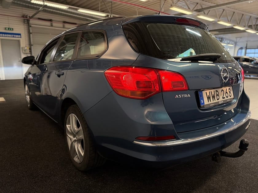 Bild 5 av Opel Astra Sports Tourer 1.4 Turbo/ 1 Ägare/ Drag/ Vhjul/ Nyservad