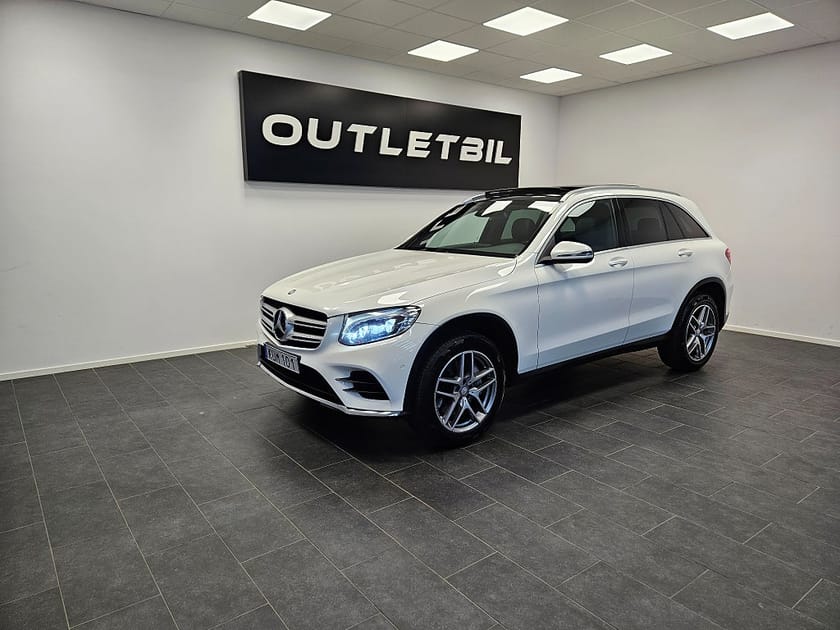 Bild 1 av Mercedes-Benz GLC 220 d 4MATIC AMG Luftfjädring Panorama Värmare Nav Drag