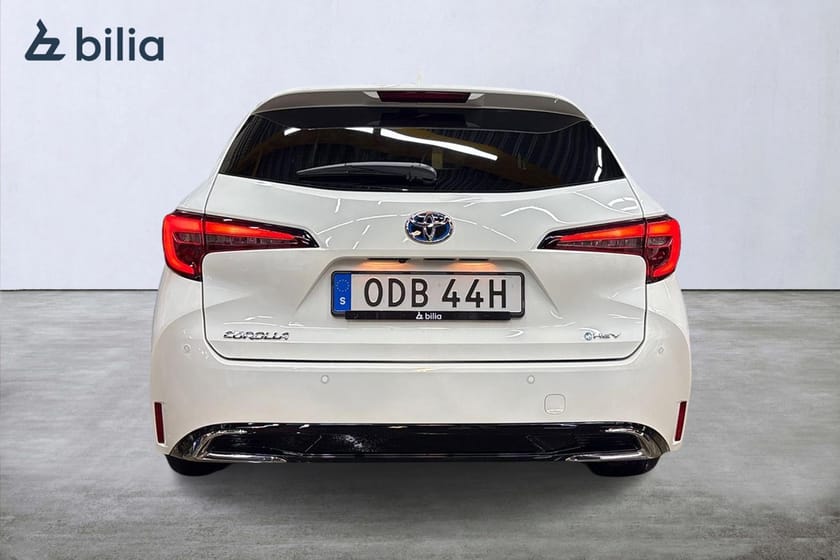Bild 5 av Toyota Corolla Touring Sports Hybrid 1,8 Style Appstyrd Värmare MOMS