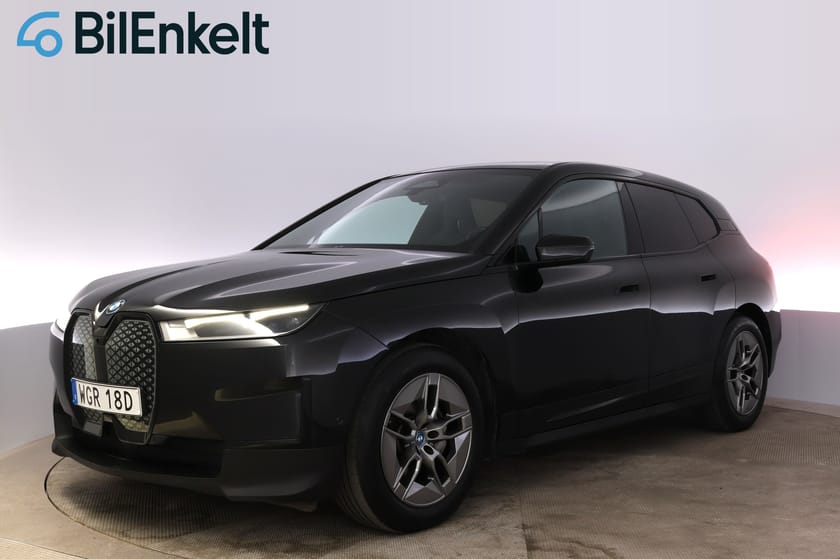 Bild 4 av BMW iX xDrive40 Sky Lounge Pano H&K 360*