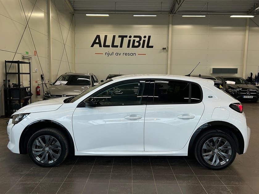 Bild 2 av Peugeot e-208 Allure 50kWh MOMS Kamera/Farthållare