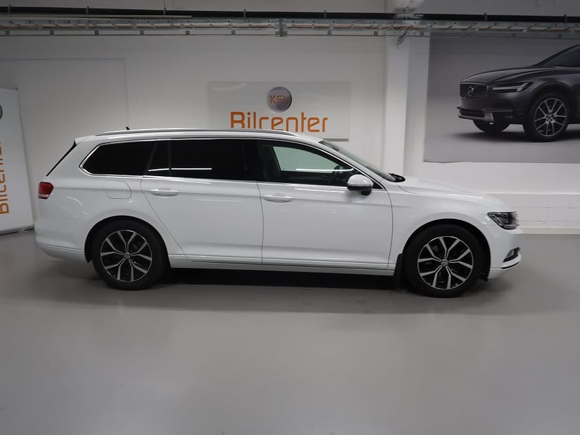 Bild 5 av Volkswagen Passat Sportscombi 2.0 TDI V-Däck ingår Drag-Navi-Kamera-Värmare-CarPlay-R