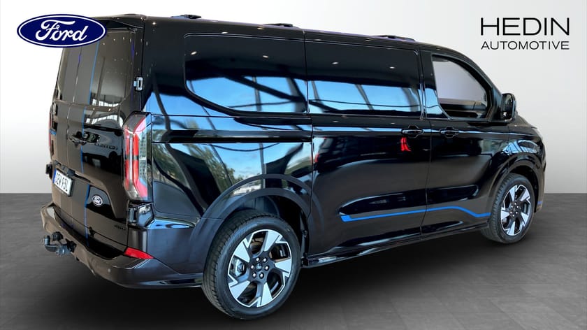 Bild 2 av Ford E-Transit Custom 340 AWD E-CUSTOM V710 26.50 SPORT SKÅP 320S 218 A