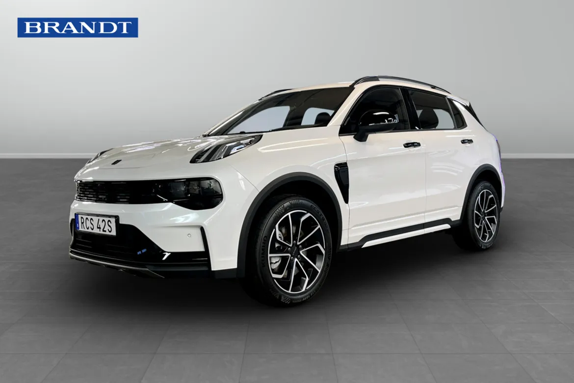Lynk & Co 01 PHEV