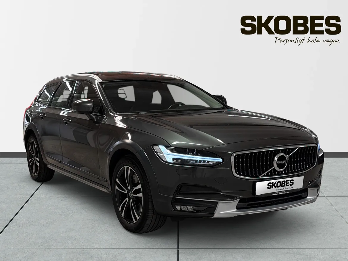 Volvo V90 Cross Country