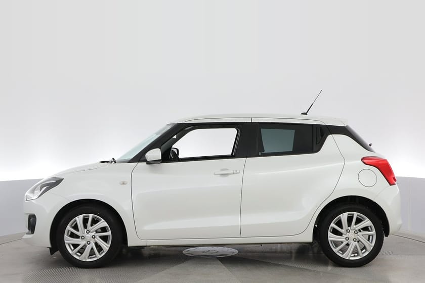 Bild 4 av Suzuki Swift Hybrid CVT 1.2 83hk Aut Select Navi B-Kamera MOMSBIL