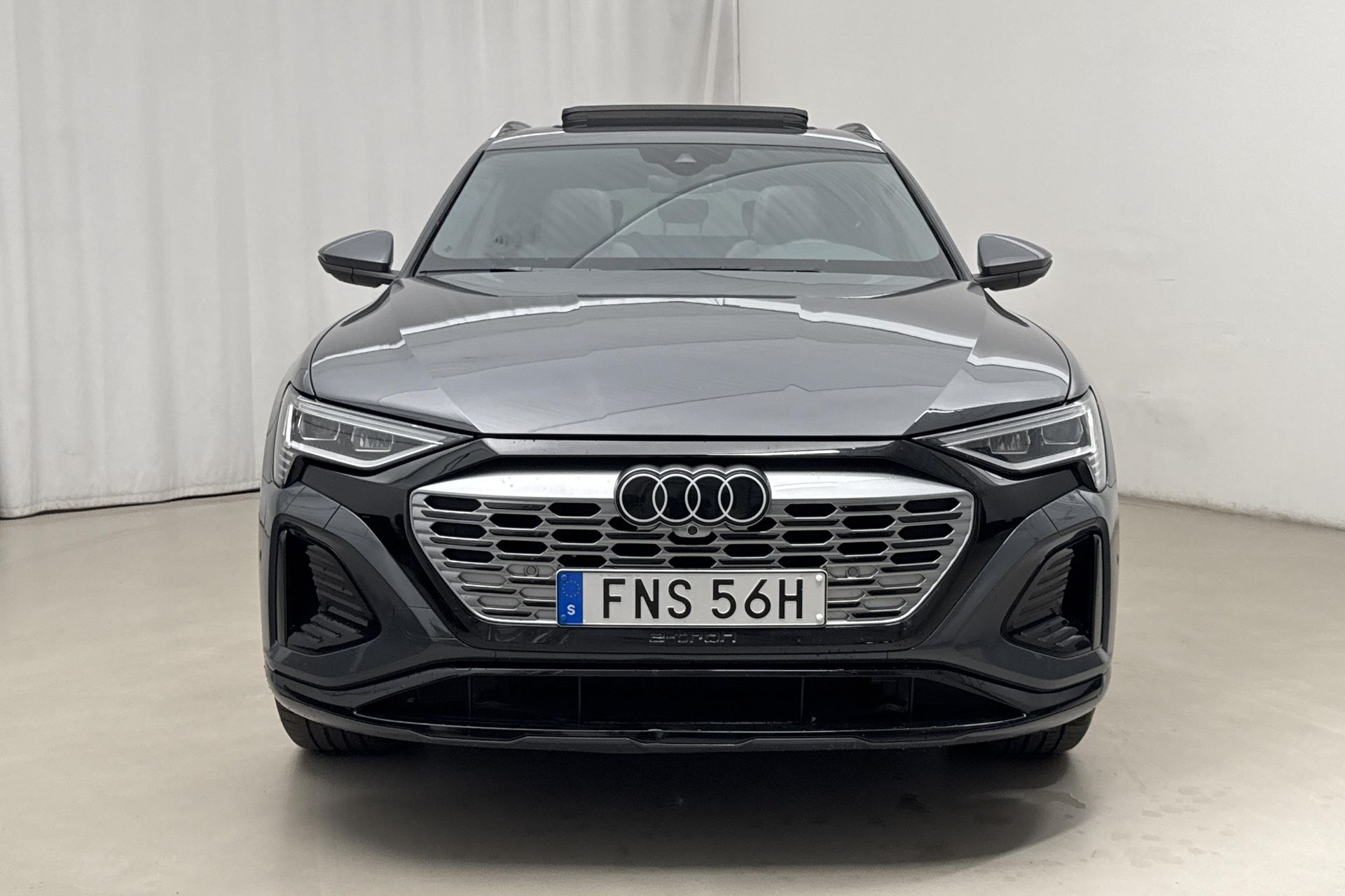 Audi Q8 e-tron Q8 55 e-tron quattro 2024, photo 5/10