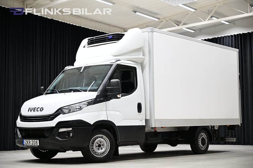 Bild 1 av Iveco Daily 35-160 Chassi Cab 156HK Automat|Volymskåp|BG-Lyft|Sidodörr|Kylbil|Nattkyl