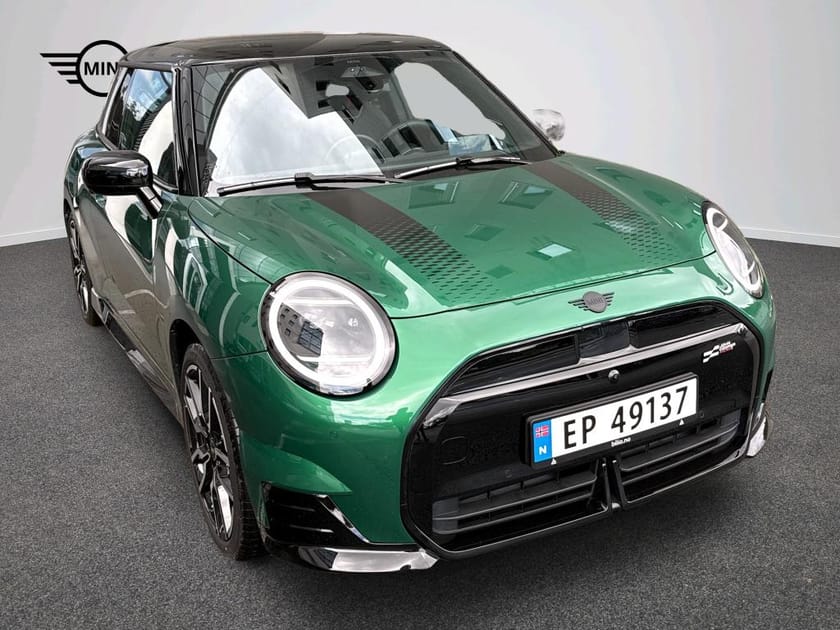 Bilde 3 av MINI Cooper SE JCW Trim, Package XL