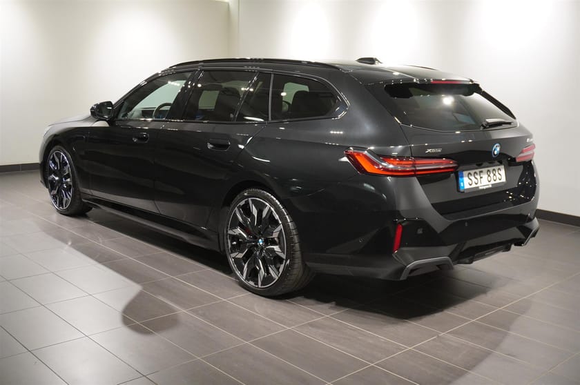 Bild 3 av BMW 550e xDrive Touring