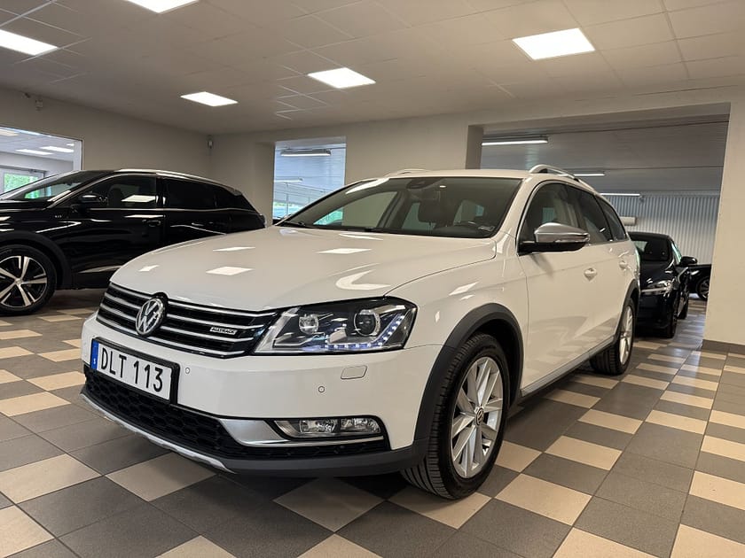 Bild 1 av Volkswagen Passat Alltrack 2.0 TDI DPF 4M DSG Helskinn B-Kamera Dieselvärmare Drag