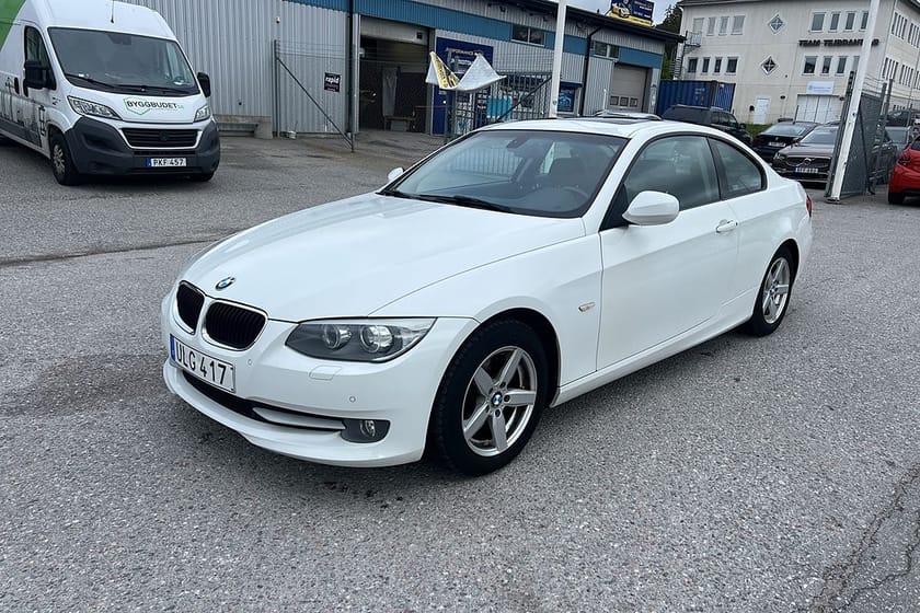 Bild 1 av BMW 320i Coupé 320 Comfort Aut Värmare Skinn Taklucka