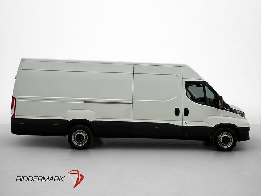 Bild 2 av Iveco Daily 35-140 Van L4H2 2.3JTD 136hk Värmare 3-Sit Farthållare MOMS