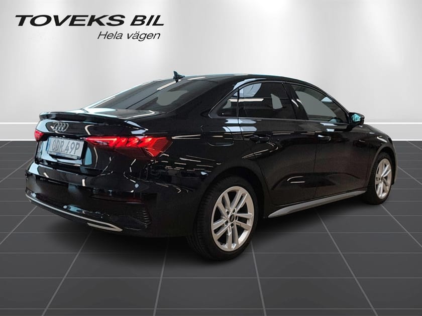 Bild 3 av Audi A3 Sedan 35 TFSI 150 hk ADVANCED LED-Strålkastare