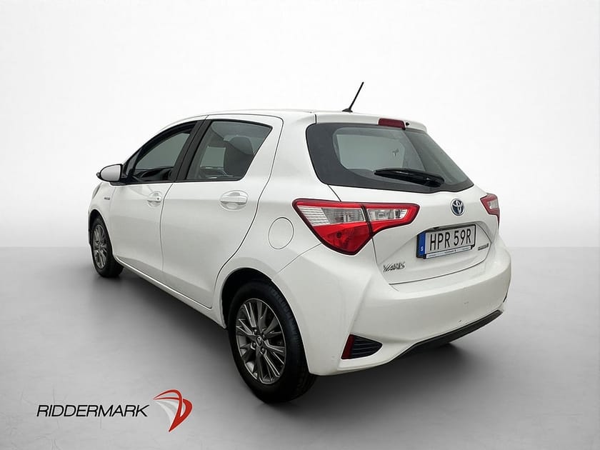 Bild 4 av Toyota Yaris Hybrid 101hk Active Backkamera 0,37l/mil