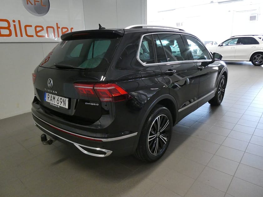 Bild 4 av Volkswagen Tiguan eHybrid 1.4 Elegance Pano-Drag-Värmare-Kamera-Navi-SoV