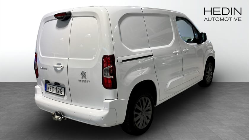 Bild 2 av Peugeot Partner Utökad Last 1.5 BlueHDi 130hk aut drag