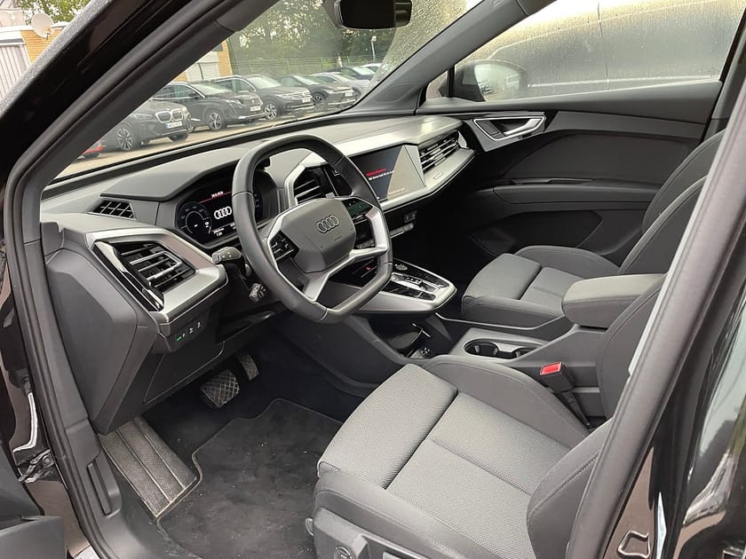 Bild 5 av Audi Q4 55 Sportback e-tron quattro 340HK 4x4 Proline