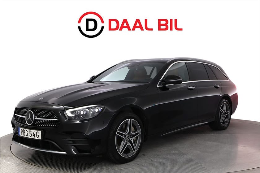 Bild 1 av Mercedes-Benz E 300 T de 4MATIC 4M 306HK AMG PANO BURM® 360-KAM VÄRM DRAG