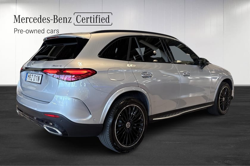 Bild 4 av Mercedes-Benz GLC 300 e 4MATIC 300e AMG Adaptiv Fart Pano 360° Keyless Drag