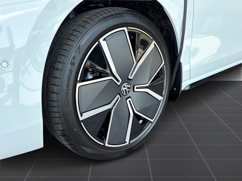 Bild 5 av Volkswagen Passat Variant eHybrid R-line 272Hk