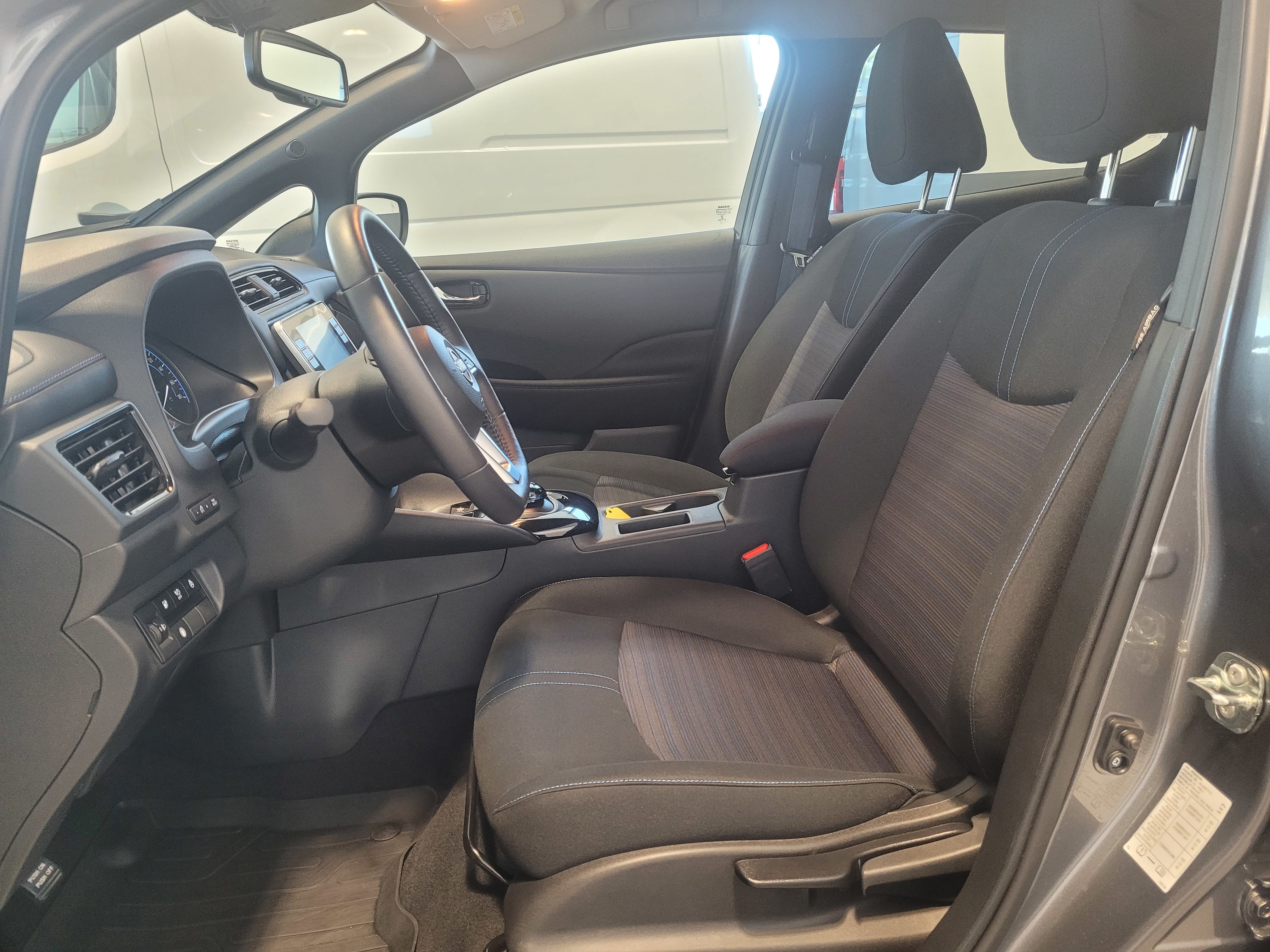 Nissan Leaf e+, 217hp, 2022