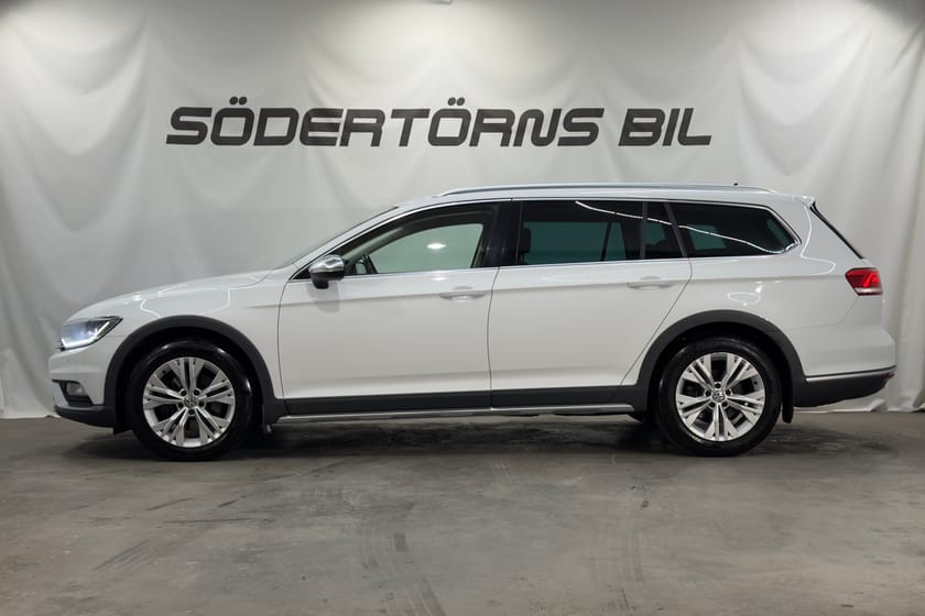 Bild 3 av Volkswagen Passat Alltrack 2.0 TDI 4M DRAG VÄRMARE KAMREM LÄDER KAMERA MOMSBIL